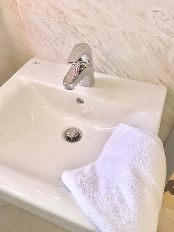 Luciano Valletta Studio - Self Catering 0*,  Malta